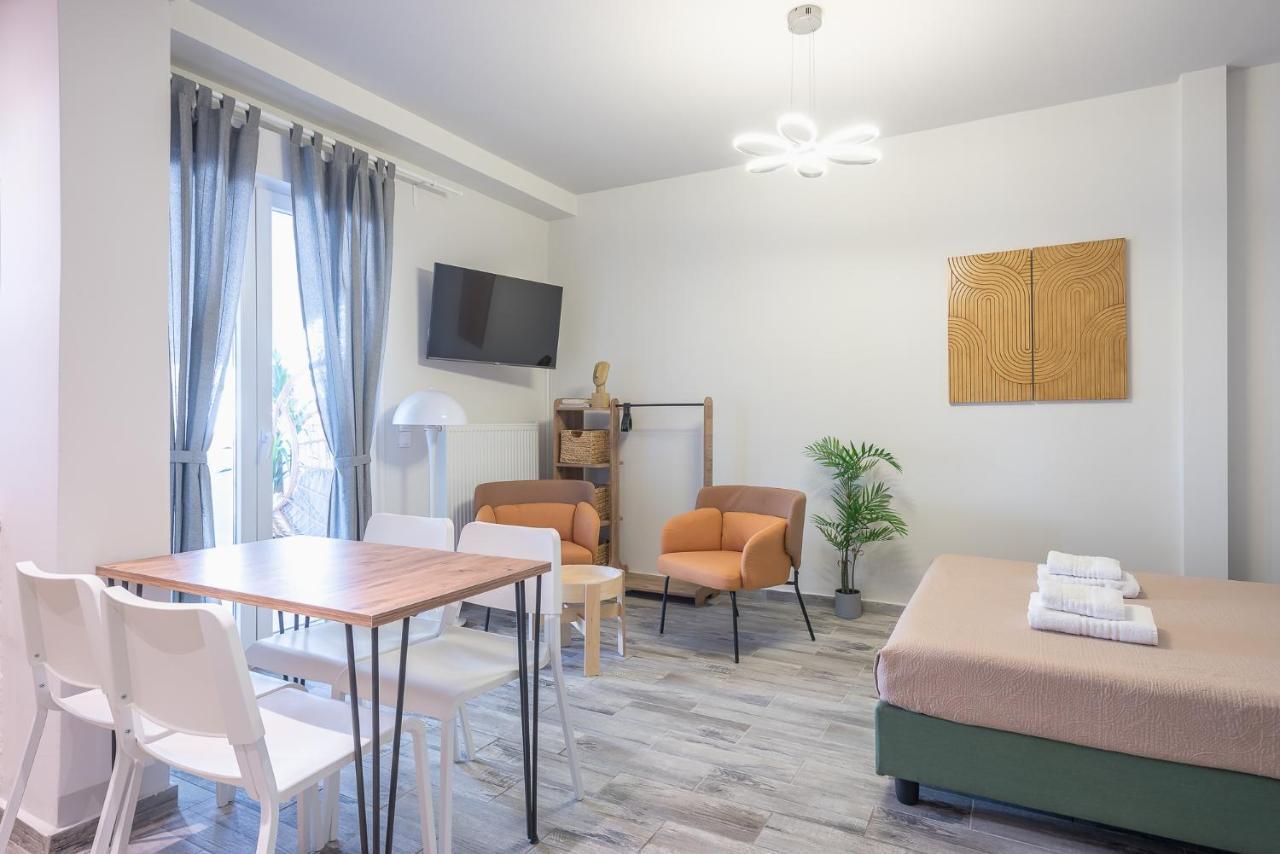 Sunny Studio With Starlight Balcony Афины Экстерьер фото